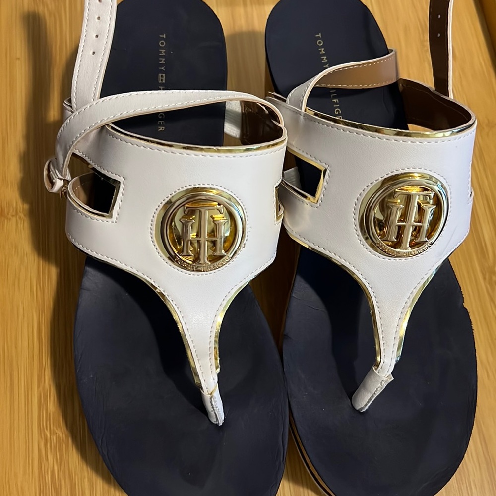 Must have Tommy Hilfiger sandals